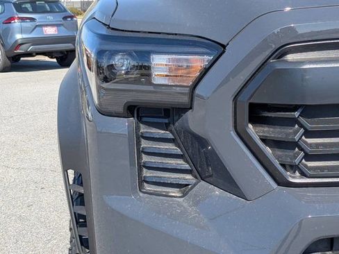 New 2026 Toyota Tacoma TRD Off-Road AWD/4WD image 10