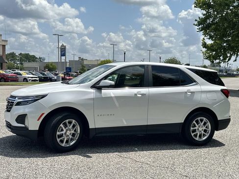 Used 2023 Chevrolet Equinox LT FWD image 9