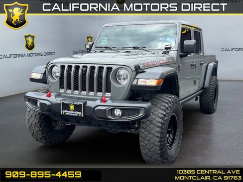 Used 2022 Jeep Gladiator Rubicon w/ Trailer Tow Package AWD/4WD image 1