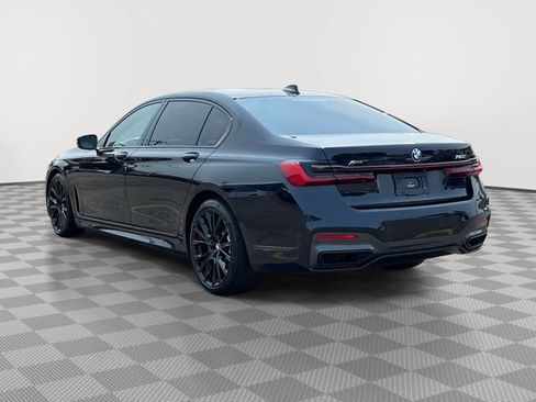 Used 2022 BMW 750i xDrive w/ Luxury Rear Seating Package AWD/4WD image 6