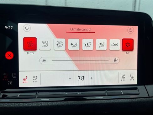 Used 2022 Volkswagen GTI SE image 28