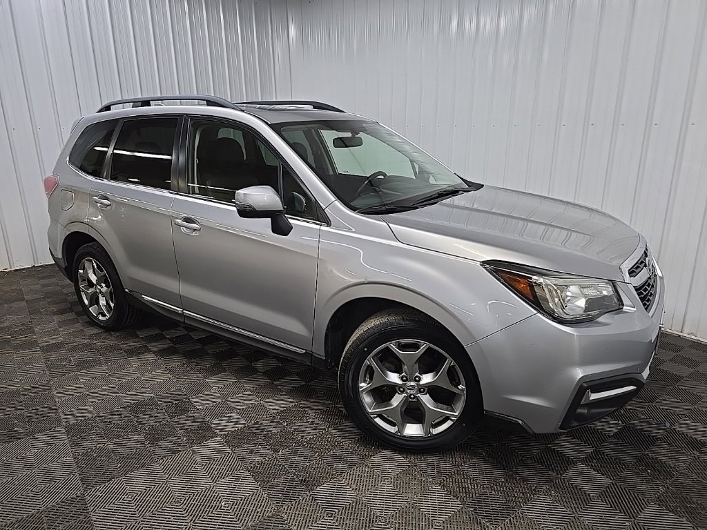 Used 2017 Subaru Forester 2.5i Touring AWD/4WD image 7