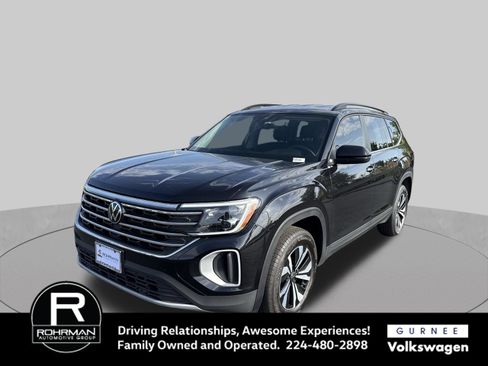 Used 2025 Volkswagen Atlas SE AWD/4WD image 1