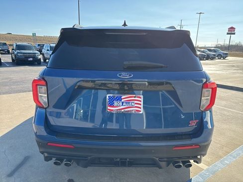 Used 2021 Ford Explorer ST image 4