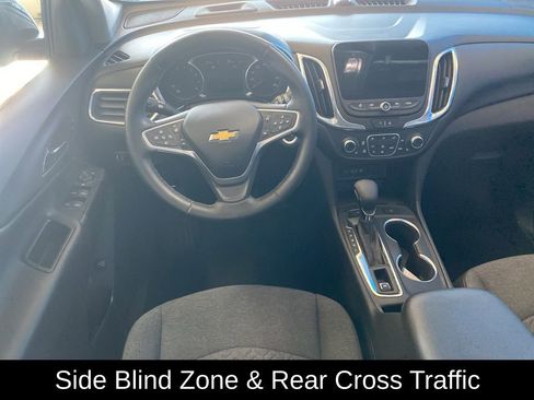 Used 2023 Chevrolet Equinox LT image 5