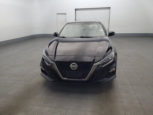Used 2019 Nissan Altima 2.0 SR image 15