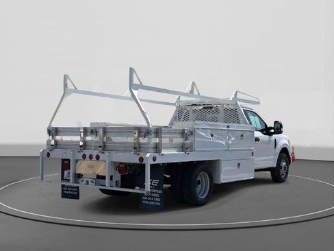 Certified 2020 Ford F350 XL w/ Power Equipment Group RWD image 5