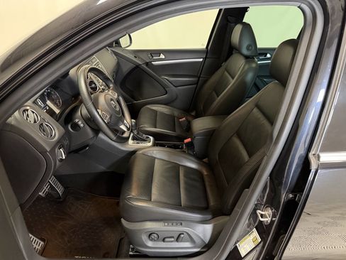 Used 2014 Volkswagen Tiguan S image 14