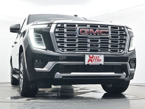 Used 2025 GMC Yukon Denali image 31
