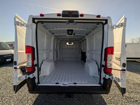 New 2025 RAM ProMaster 1500 w/ Premium Convenience Group image 10