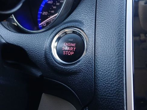 Used 2019 Subaru Outback 2.5i Limited image 16