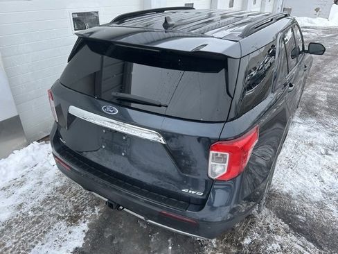 Certified 2024 Ford Explorer XLT w/ Equipment Group 202A image 5