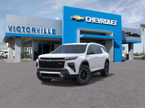 New 2026 Chevrolet Traverse Z71 w/ Driver Confidence Package image 8