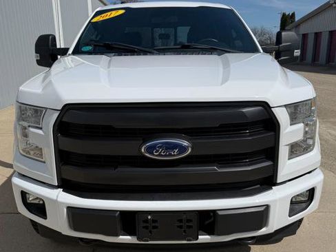 Used 2017 Ford F150 Lariat w/ Equipment Group 501A Mid image 4