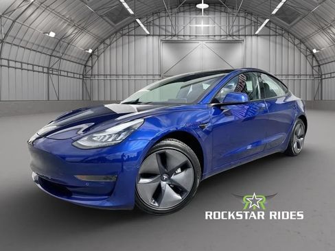 Used 2020 Tesla Model 3 Standard Range RWD image 12
