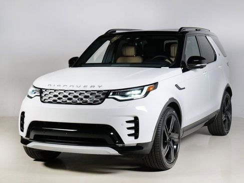 New 2026 Land Rover Discovery Limited Edition AWD/4WD image 1