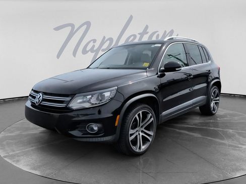 Used 2017 Volkswagen Tiguan SEL FWD image 1