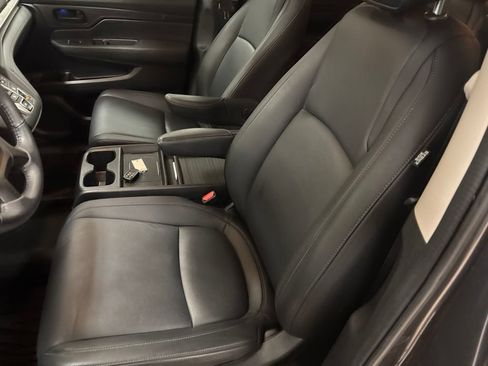 Used 2025 Honda Odyssey EX-L image 24