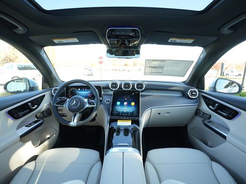 New 2026 Mercedes-Benz GLC 300 4MATIC image 18