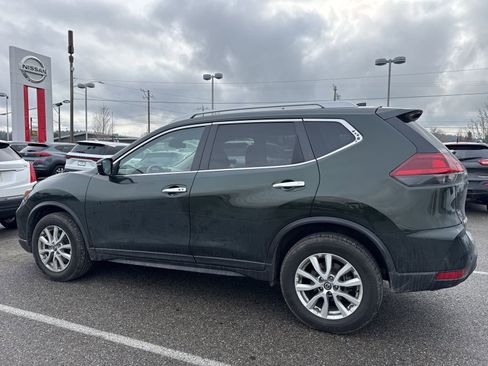 Used 2020 Nissan Rogue SV image 8
