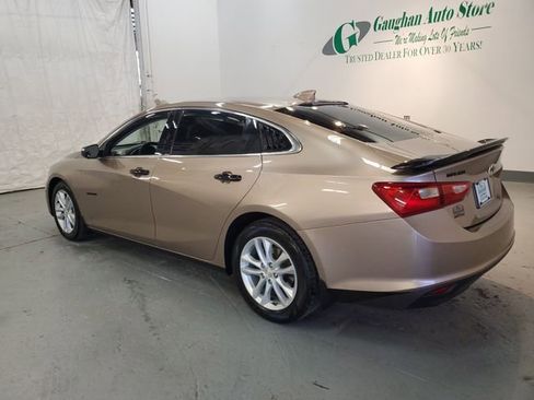 Used 2018 Chevrolet Malibu LT image 4