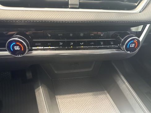 New 2026 Chevrolet Equinox LT w/ Convenience Package II image 21