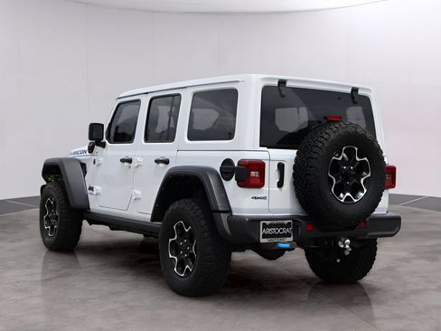 Used 2022 Jeep Wrangler Unlimited Rubicon 4xe w/ Cold Weather Group AWD/4WD image 5