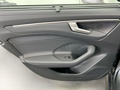 Used 2026 Audi A6 Premium Plus image 25