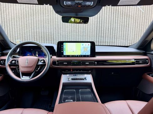 New 2026 Lincoln Aviator Reserve AWD/4WD image 49