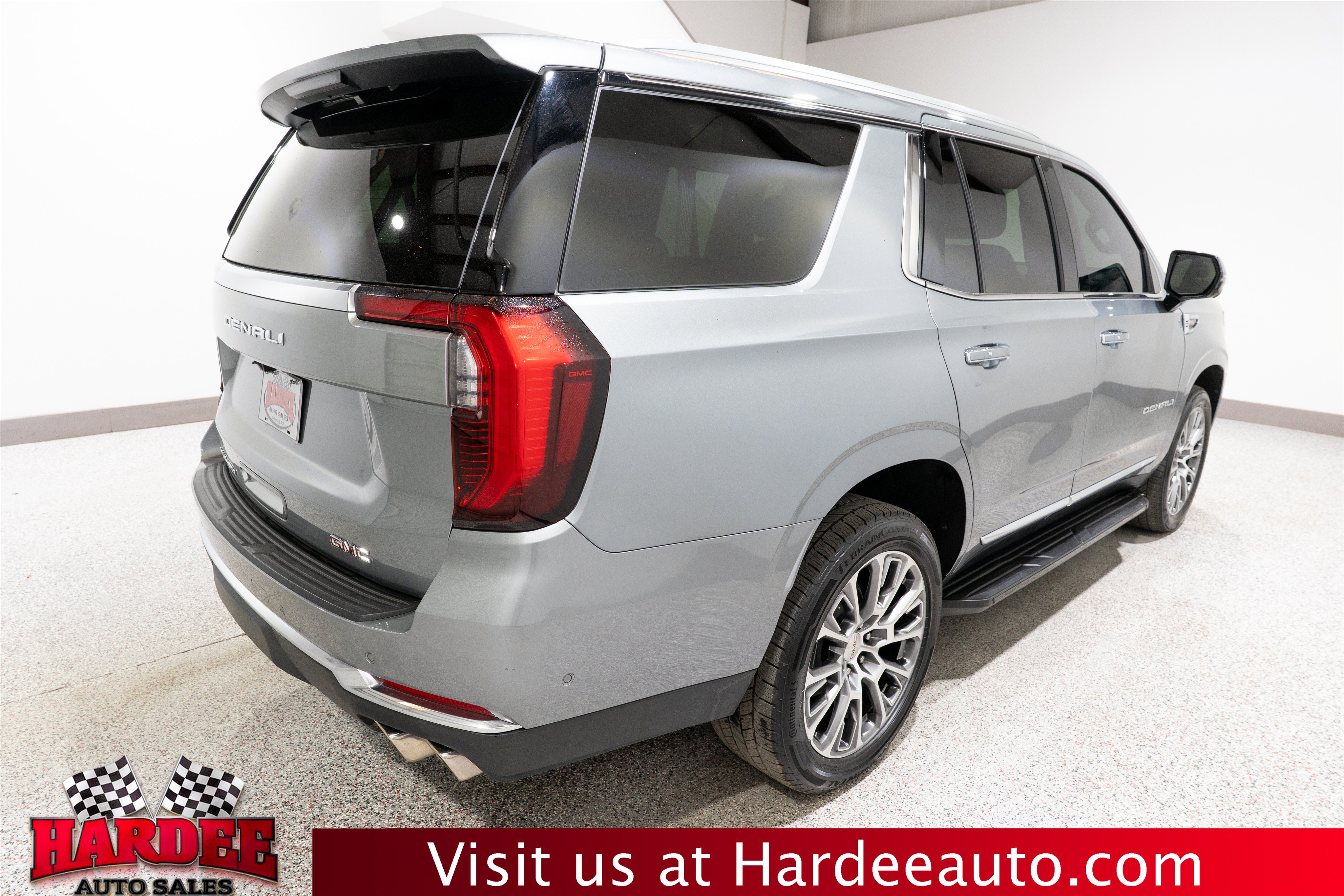 Used 2025 GMC Yukon Denali AWD/4WD image 5