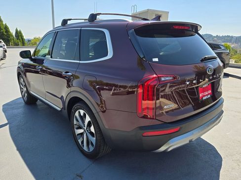 Used 2020 Kia Telluride S w/ S 8 Passenger Seating Package AWD/4WD image 5