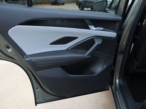 New 2026 Volkswagen Tiguan SE R-Line image 23