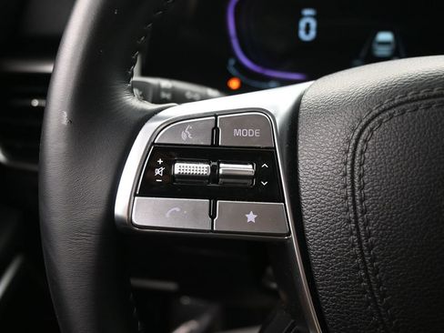 Used 2025 Kia Telluride S FWD image 21