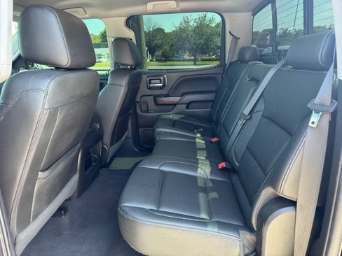 Used 2018 GMC Sierra 1500 SLT AWD/4WD image 8