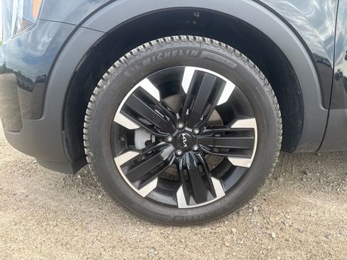 Used 2023 Kia Telluride SX Prestige AWD/4WD image 14