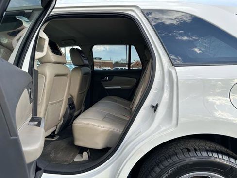 Used 2013 Ford Edge SEL image 12