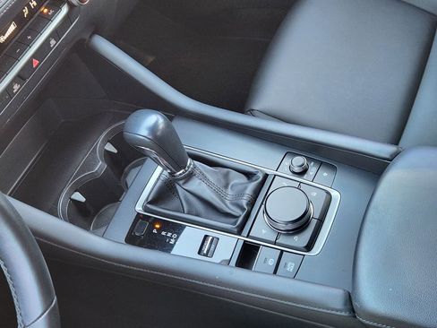 Used 2023 MAZDA MAZDA3 s image 17