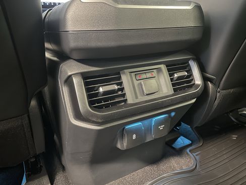 Used 2025 Ford F150 Raptor image 29