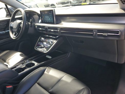 Used 2021 Lincoln Corsair FWD w/ Equipment Group 101A image 18