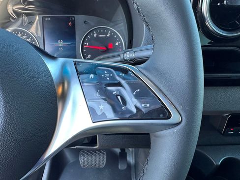 Used 2025 Mercedes-Benz Sprinter 2500 image 13