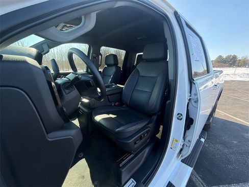 Used 2024 Chevrolet Silverado 2500 LTZ image 16