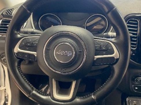 Used 2020 Jeep Compass Limited image 23