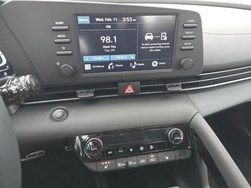 New 2026 Hyundai Elantra SEL Sport Premium FWD image 28