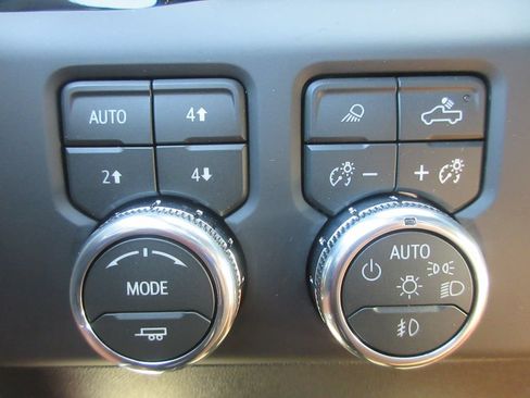 New 2026 GMC Sierra 3500 Denali Ultimate AWD/4WD image 20