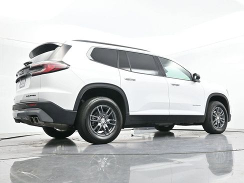 Used 2025 GMC Acadia Elevation image 54