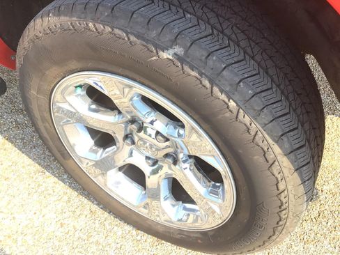 Used 2017 RAM 1500 Laramie w/ Convenience Group AWD/4WD image 16