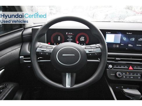 Certified 2026 Hyundai Tucson SE FWD image 16