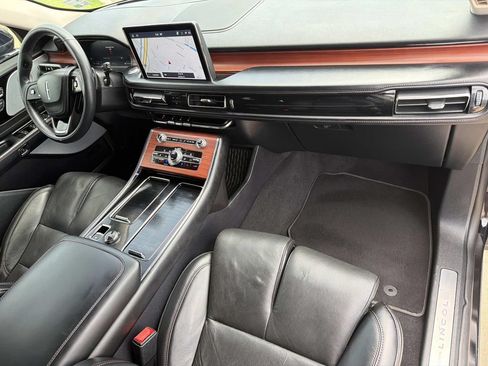 Used 2021 Lincoln Aviator Reserve w/ Equipment Group 201A RWD image 17