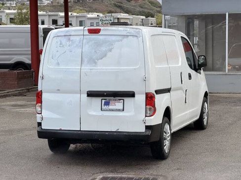 Used 2019 Nissan NV200 SV w/ Navigation Package FWD image 4