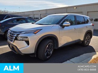 Used 2025 Nissan Rogue SV video 1